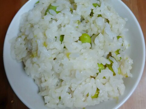 冷凍枝豆の豆ごはん